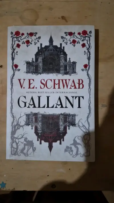 Libro Gallant de V.E. Schwab en buen estado - miniatura 1