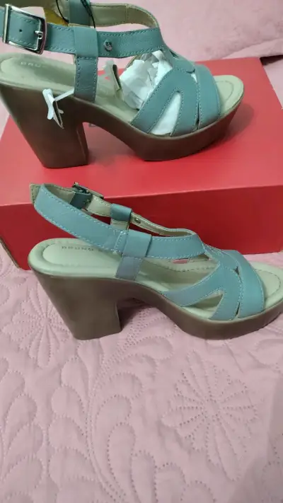 Sandalias de cuero azul Bruno Rossi con taco - miniatura 5