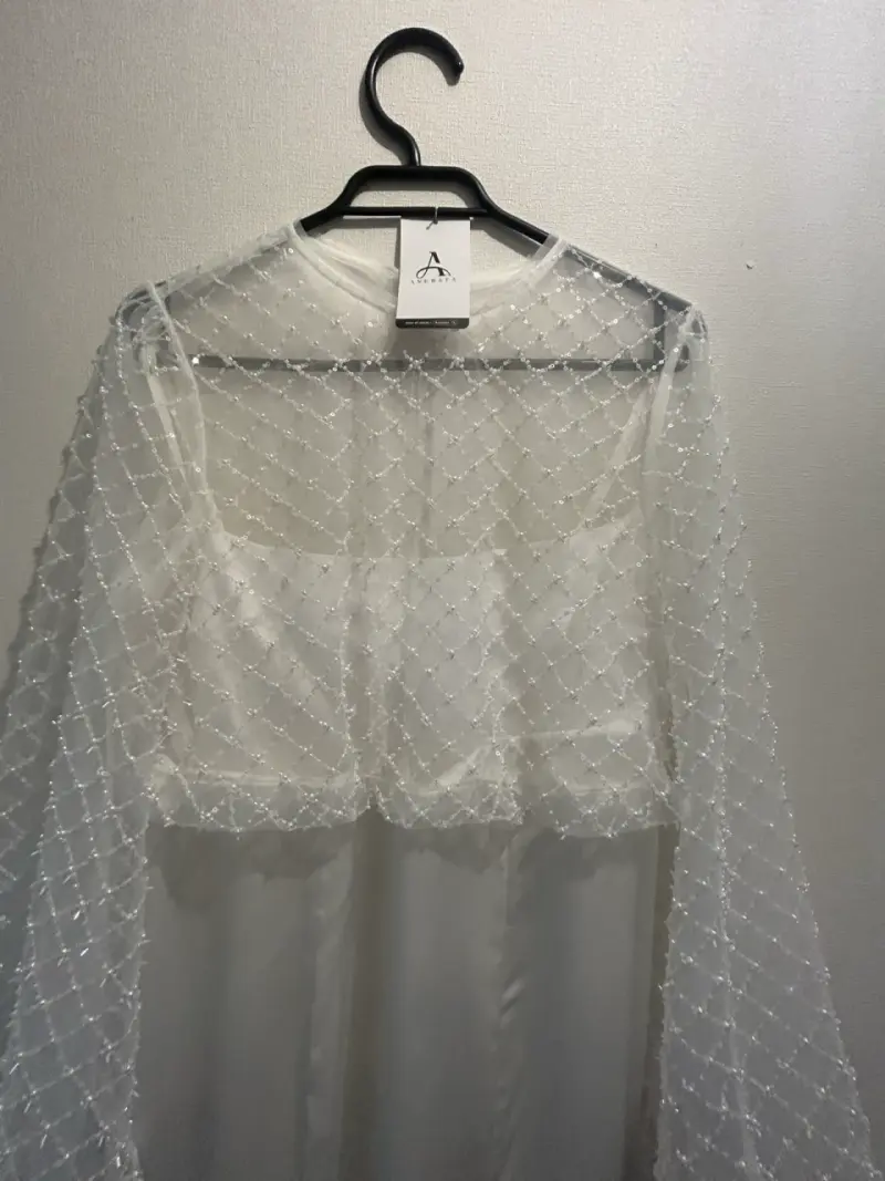 Vestido de novia elegante con encaje y manga larga - 2