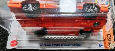 Hot Wheels Gran Torino Sport 1972 - miniatura 2