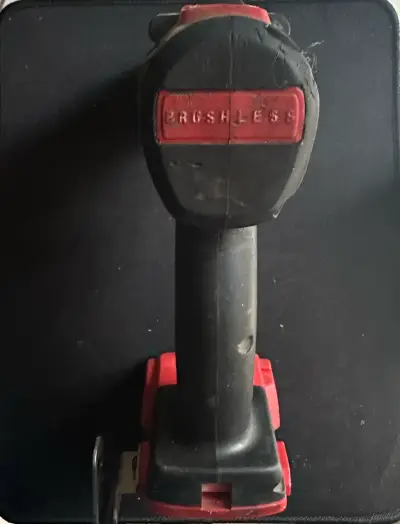 Taladro Inalámbrico Milwaukee Brushless con Batería - miniatura 3