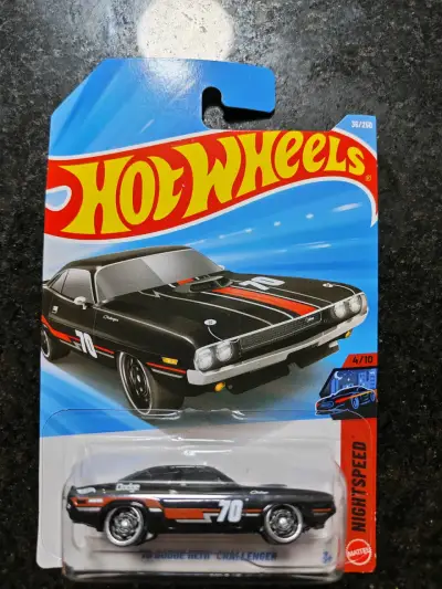 Hot Wheels Dodge Hemi Challenger 70 en miniatura - miniatura 1