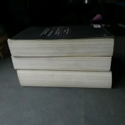 Trilogía Crepúsculo de Stephenie Meyer - miniatura 4