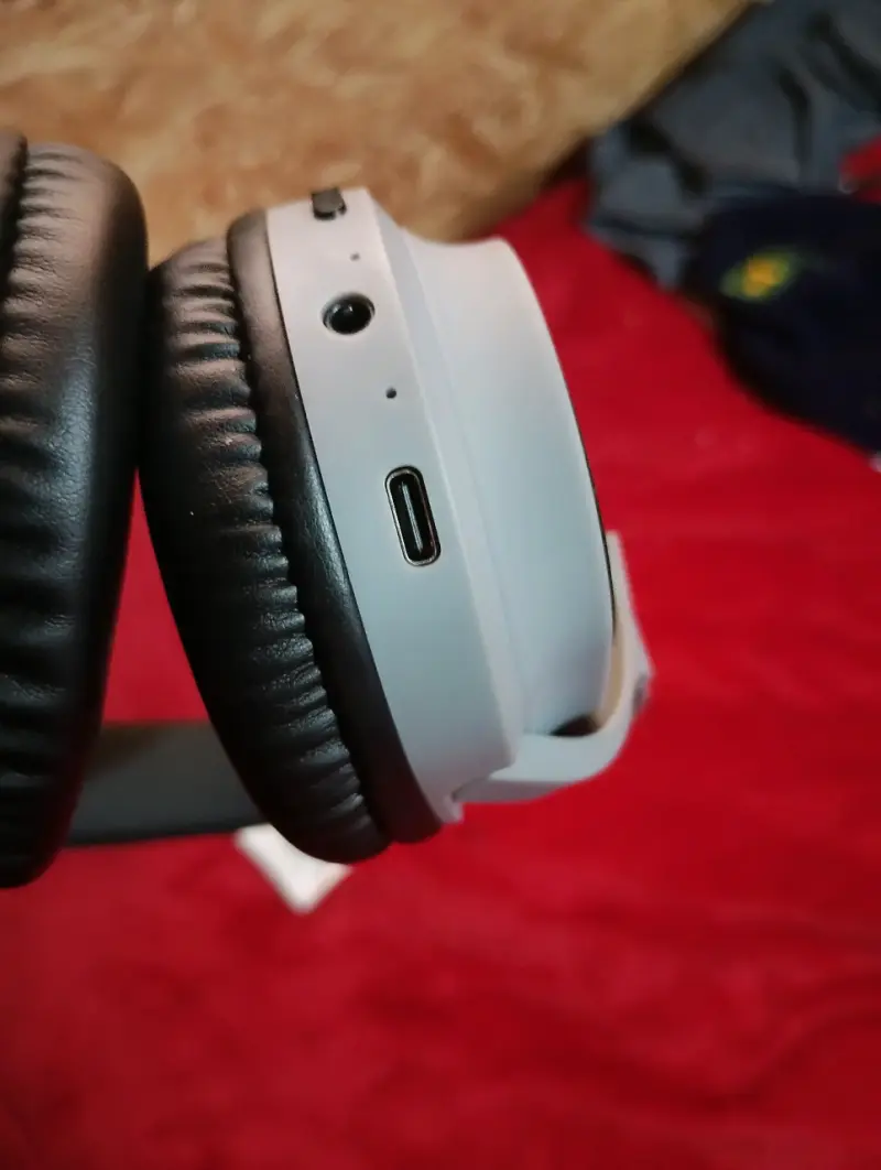 Auriculares Bluetooth con control remoto y micrófono - 1