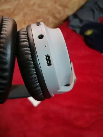 Auriculares Bluetooth con control remoto y micrófono - miniatura 1