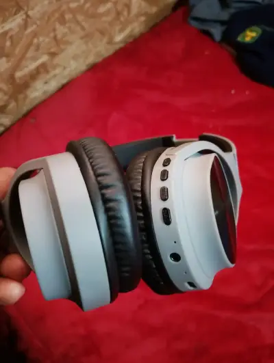 Auriculares Bluetooth con control remoto y micrófono - miniatura 3