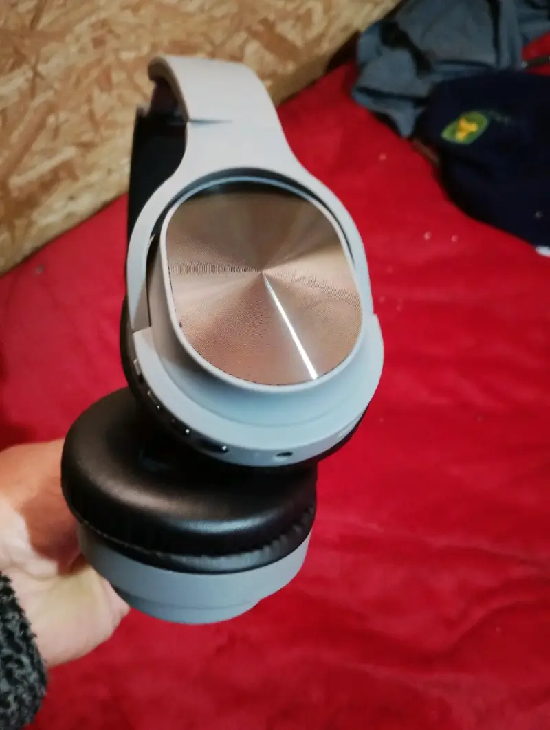Auriculares Bluetooth con control remoto y micrófono - 4