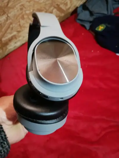 Auriculares Bluetooth con control remoto y micrófono - miniatura 4