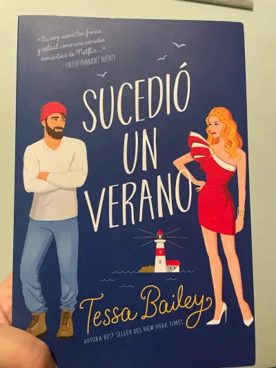 Libro 'Sucedió Un Verano' de Tessa Bailey - miniatura 1