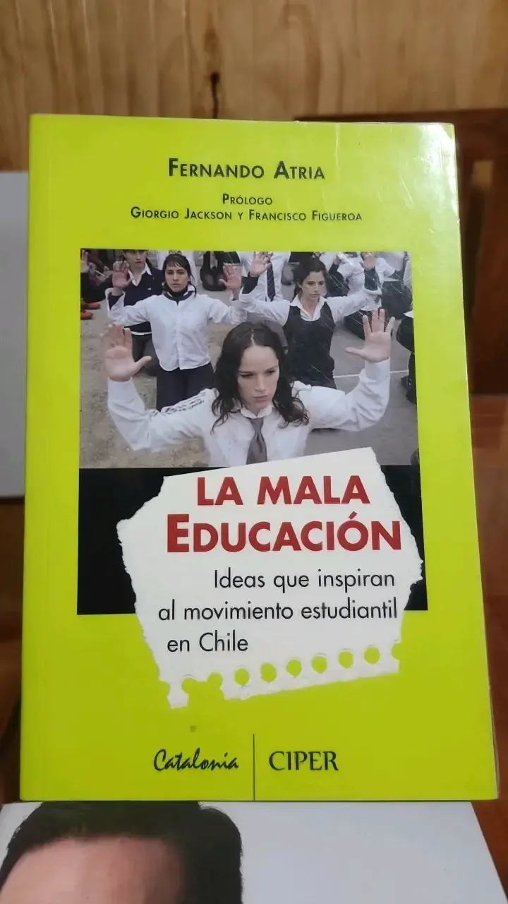 Libro 'La Mala Educación' de Fernando Atria - 1