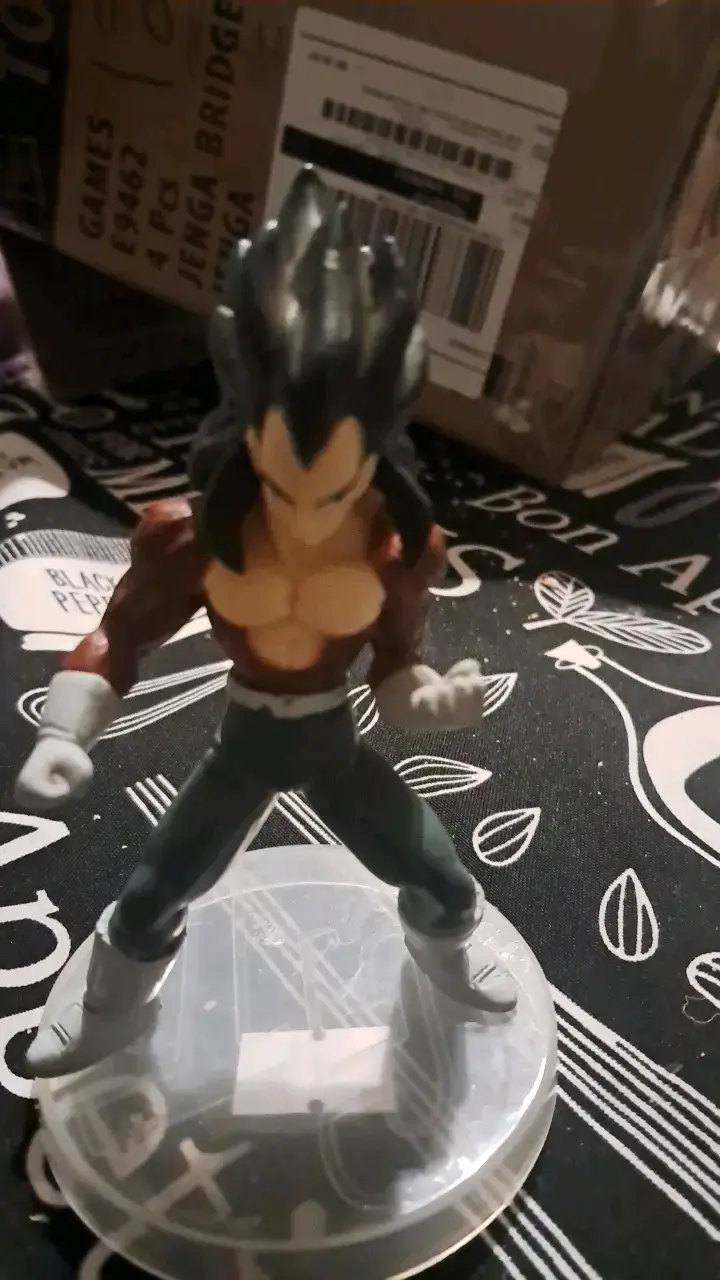 Figura de acción de personaje anime - 1