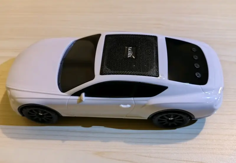 Parlante inalámbrico en forma de auto - 4