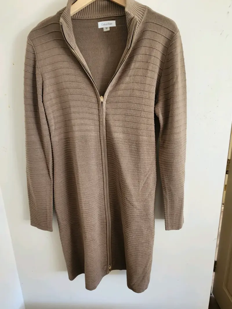 Abrigo de punto Calvin Klein beige con cierre - 1