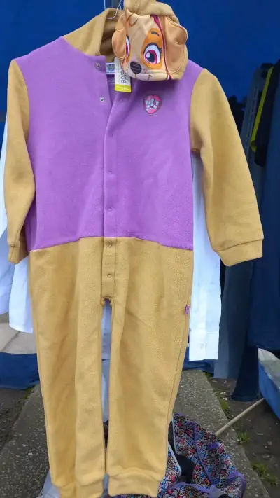 Pijama enterizo infantil Mickey Mouse - miniatura 3