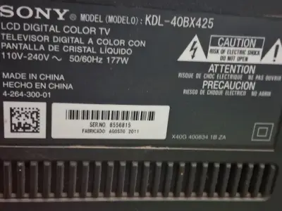 Televisor Sony LCD 40 pulgadas modelo KDL-40BX425 - miniatura 2