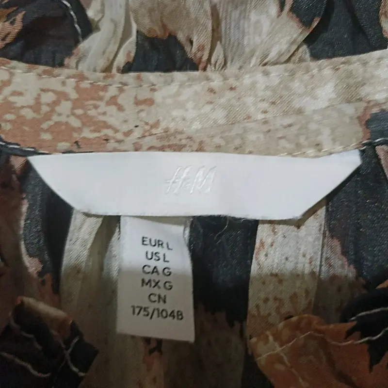 Blusa estampado animal print H&M - 3