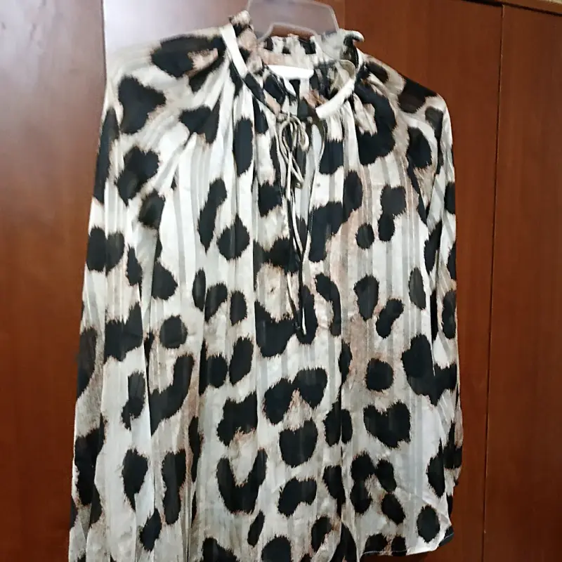 Blusa estampado animal print H&M - 4
