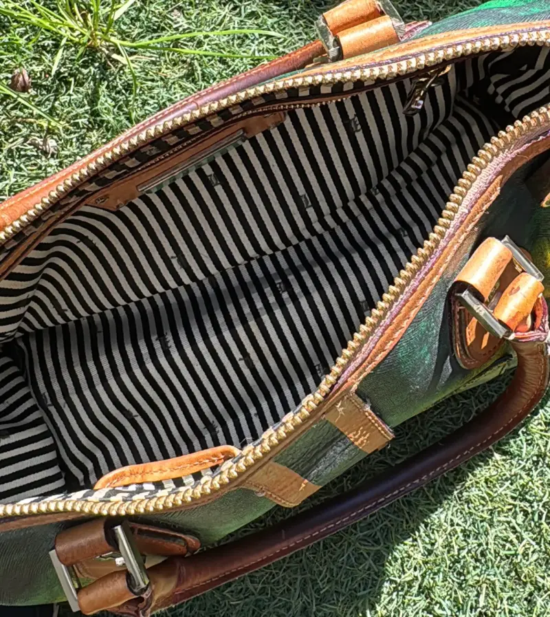 Bolso de mano con diseño verde, de Gwen Stefani - 4