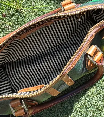Bolso de mano con diseño verde, de Gwen Stefani - miniatura 4