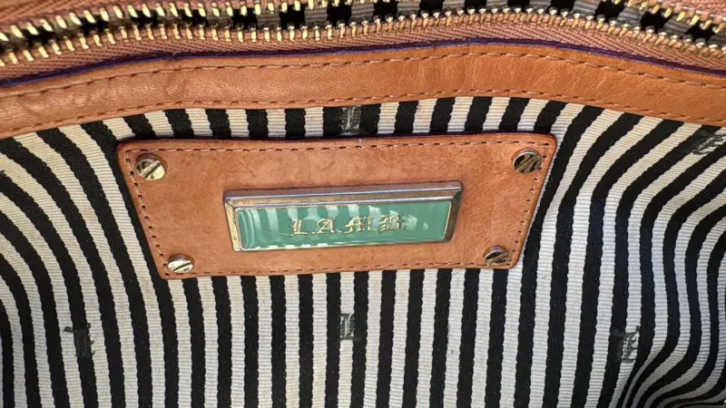 Bolso de mano con diseño verde, de Gwen Stefani - 5