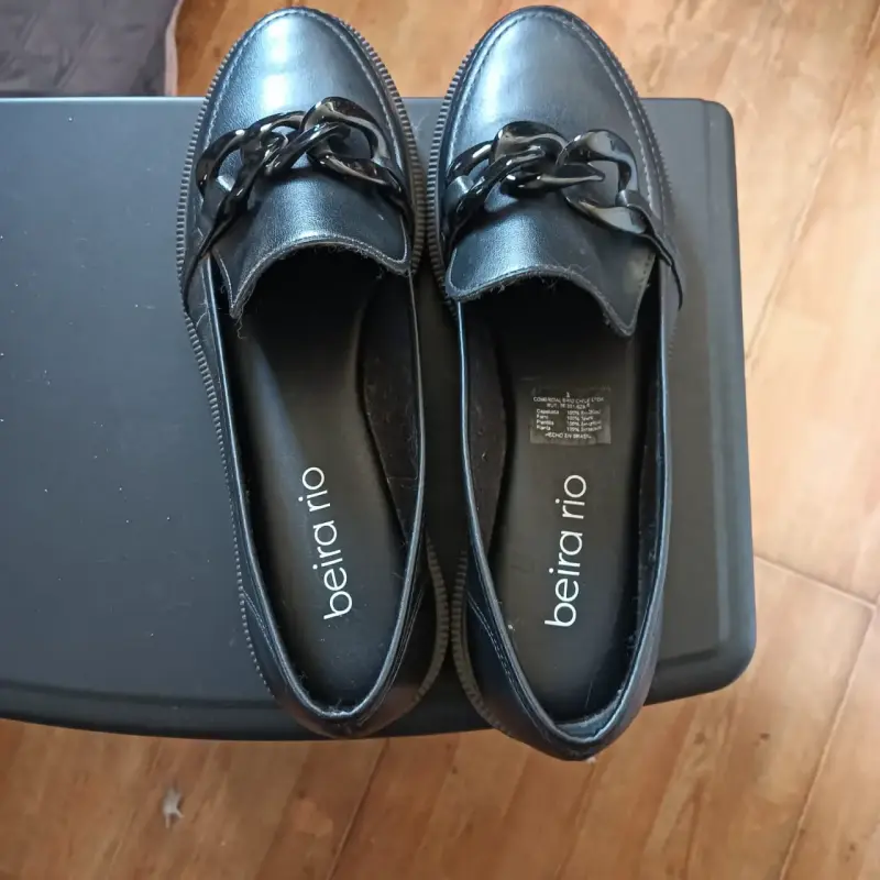 Zapatos bajos negros Beira Rio
