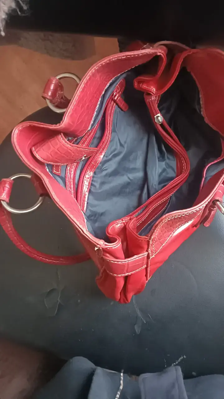 Bolso de mano rojo de cuero - 2