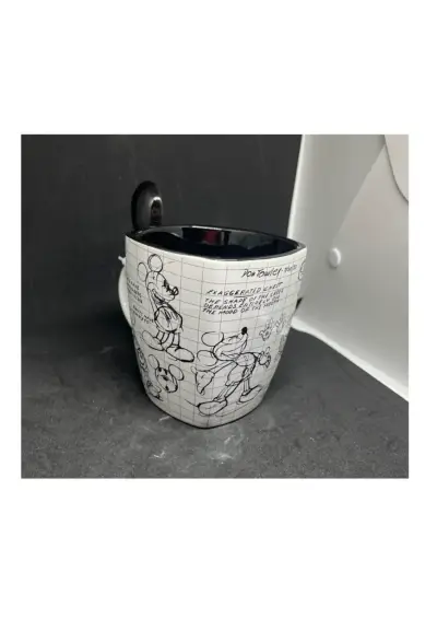 Taza de cerámica Disney con diseño de Mickey - miniatura 2