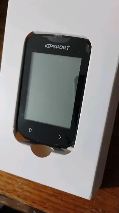 GPS para bicicleta iGPSPORT BSC100S Carga rapida C - miniatura 3