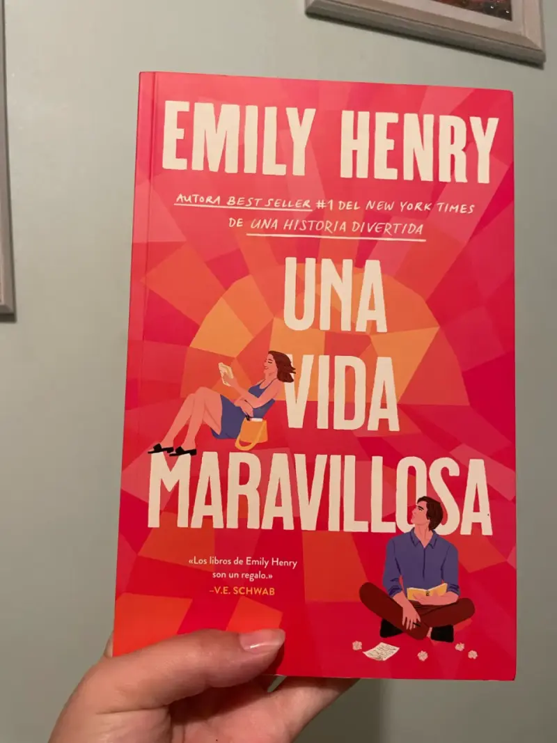 Libro 'Una Vida Maravillosa' de Emily Henry - 1