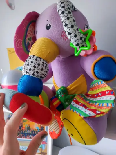 Juguete de peluche elefante multicolor para bebé - miniatura 4