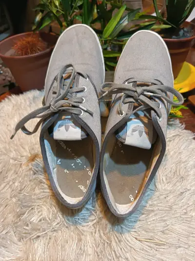 Zapatillas casuales grises Adidas para hombre - miniatura 3