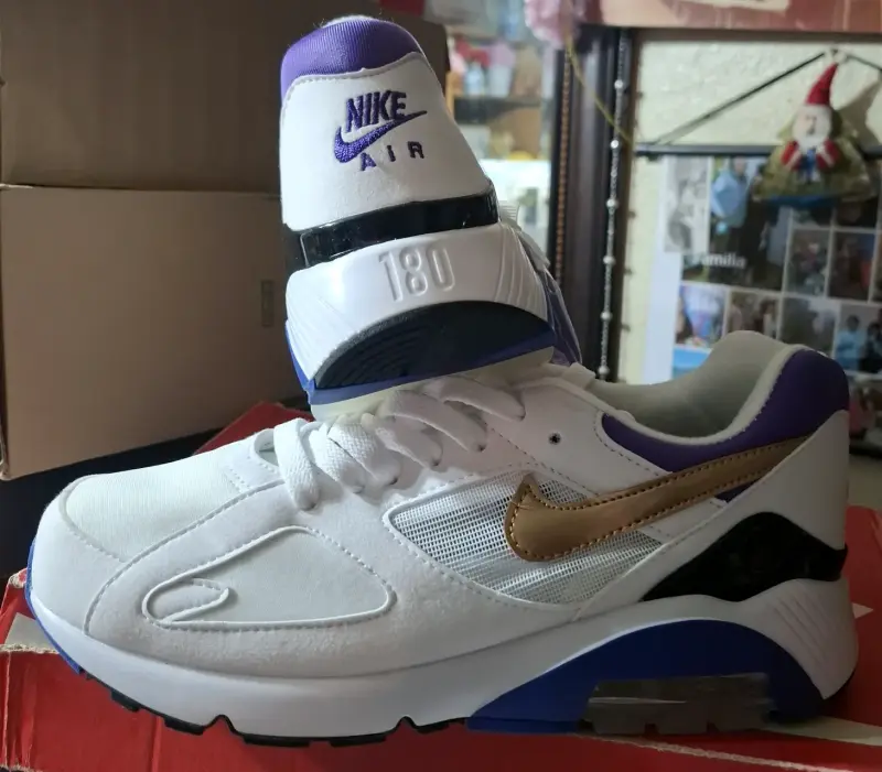 Zapatillas Nike Air 180. - 1