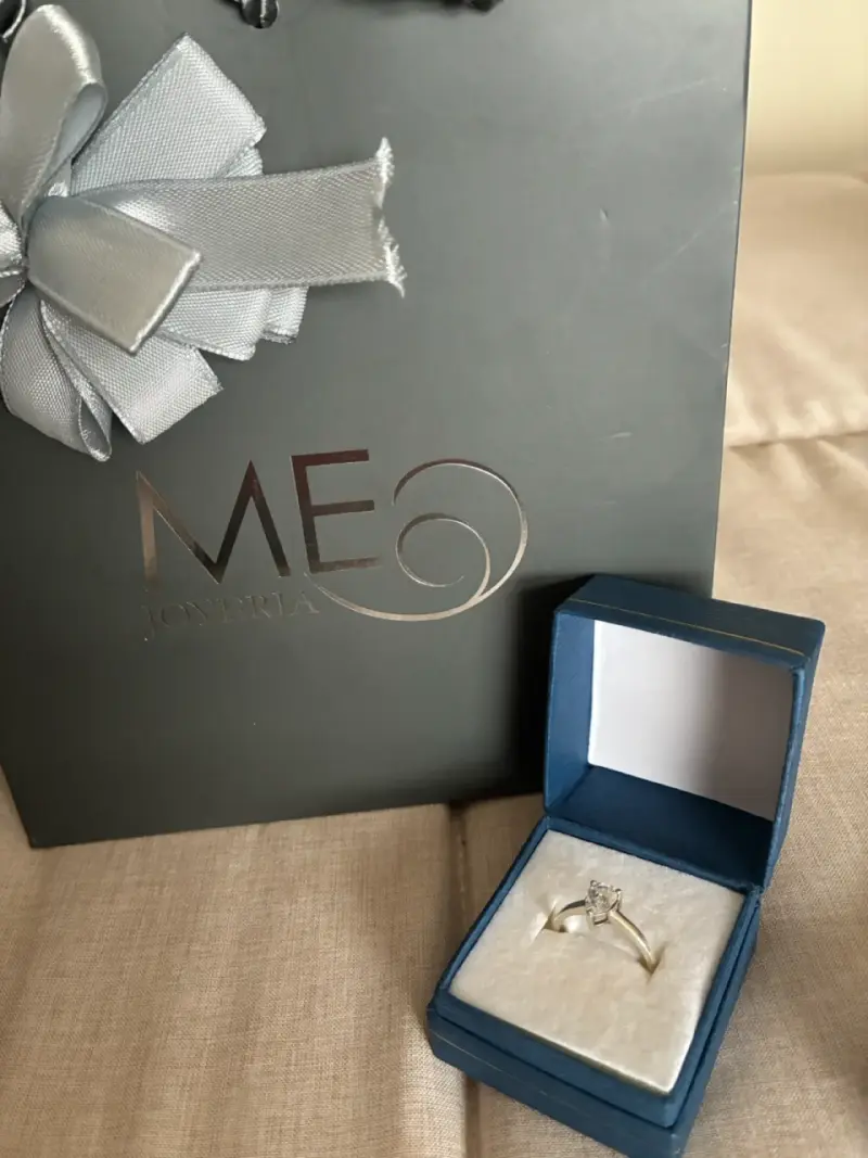 Anillo de compromiso plata de ley con circonita - 1