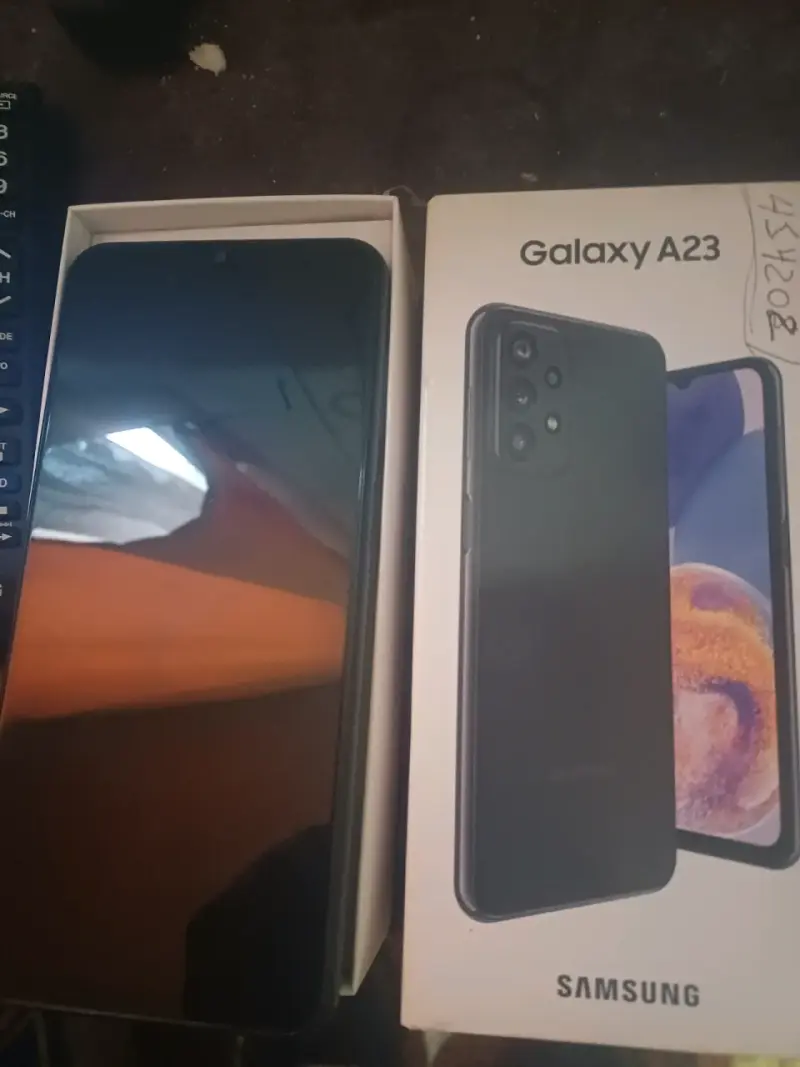 Samsung Galaxy A23 en buen estado - 1