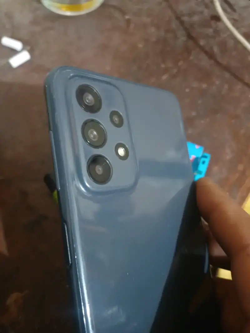 Samsung Galaxy A23 en buen estado - 2