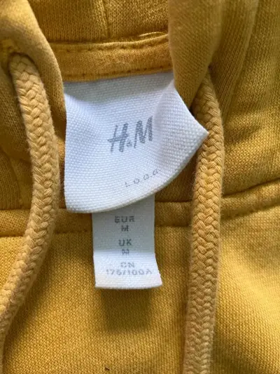 Polerón H&M mostaza talla M en buen estado - miniatura 3
