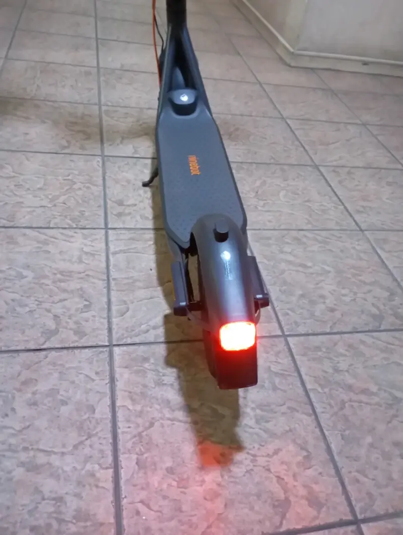 Scooter eléctrico Ninebot Segway f2 plus - 6
