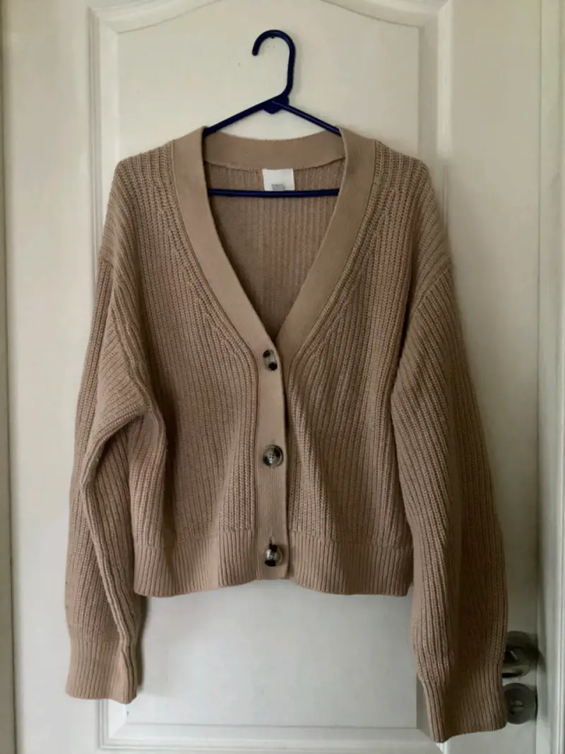 Cardigan H&M beige talla S casi nuevo - 2