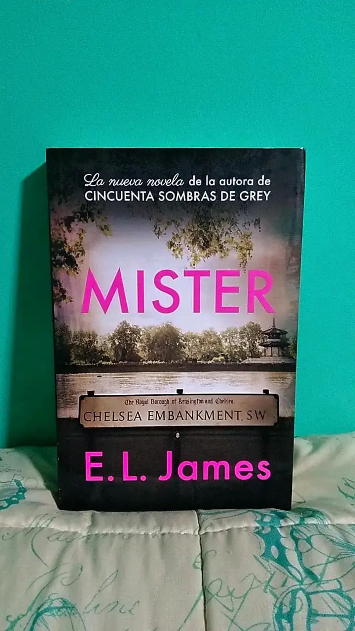 Lote de libros desde los 5.000 - 6