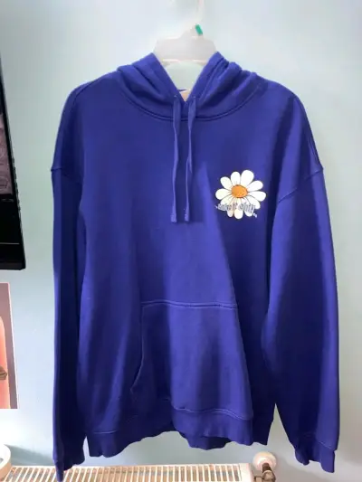 Polerón azul H&M con estampado floral - miniatura 2