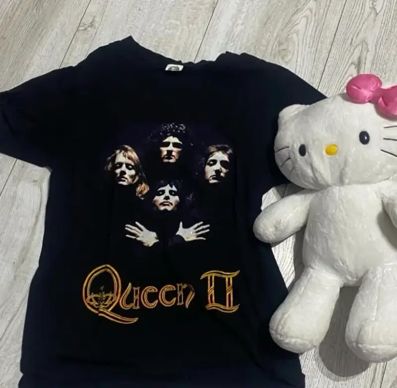 Polera negra de Queen II para hombre