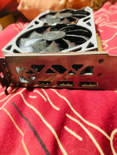 EVGA GeForce GTX 1650 SC Ultra - miniatura 2