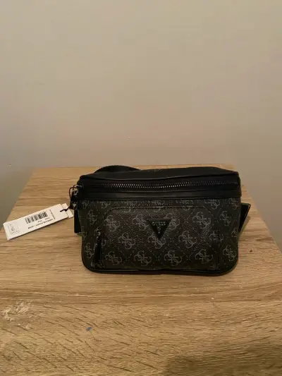 banano Guess Negra original con etiqueta - miniatura 2
