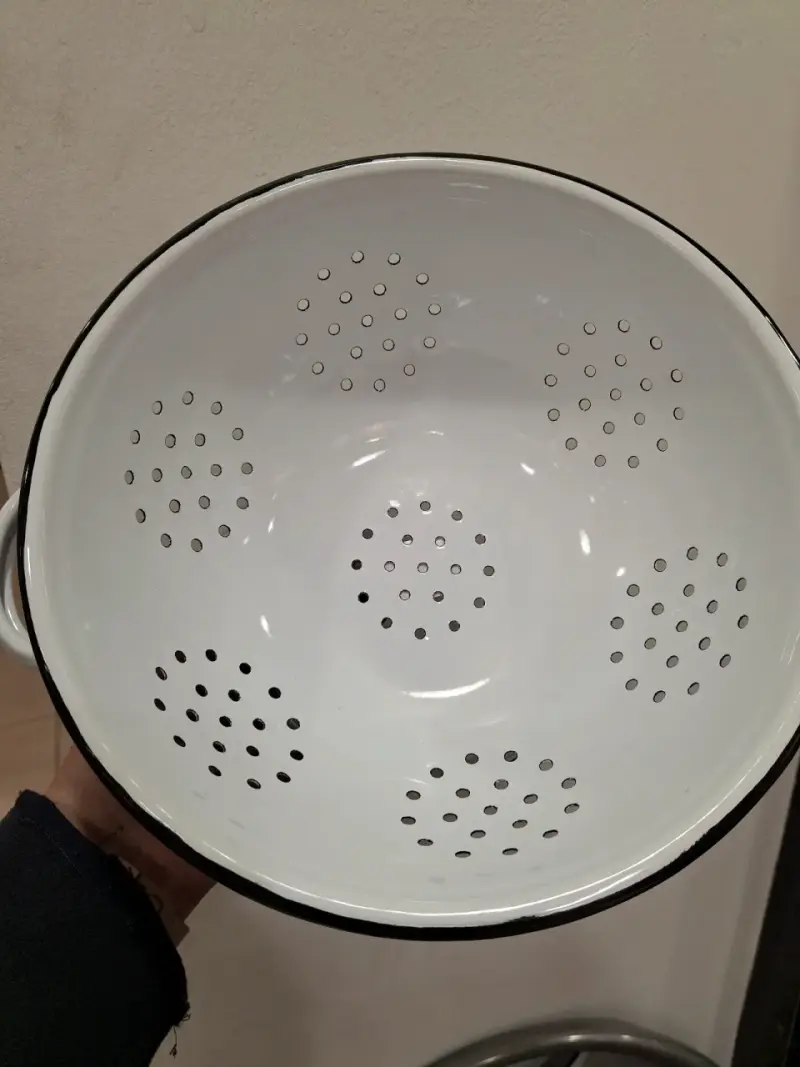Colador de metal enlozado blanco 22 cm - 2