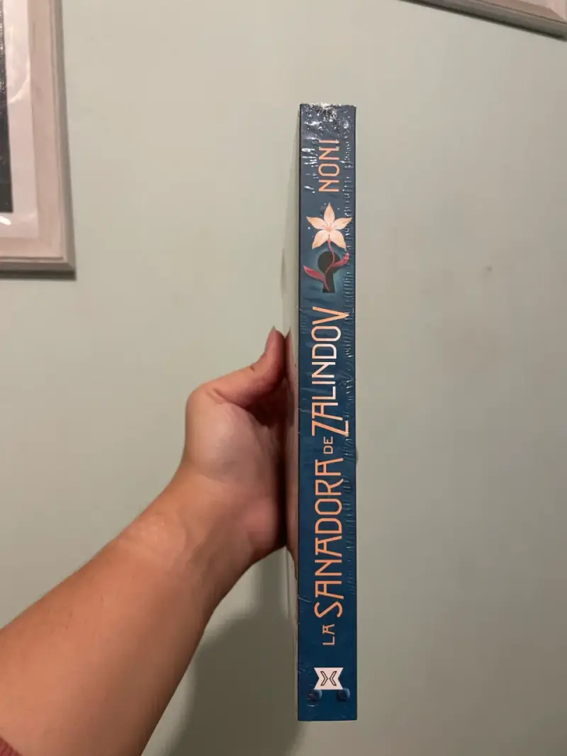Libro La Sanadora de Zalindov de Lynette Noni - 3
