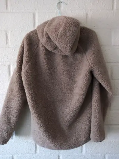 Chaqueta de lana con capucha color beige - miniatura 2