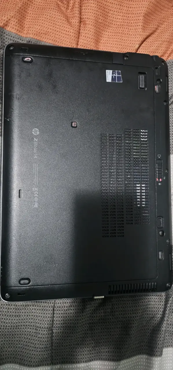 Laptop HP ZBook I7 en buen estado - 2
