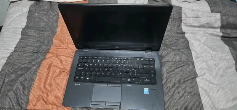 Laptop HP ZBook I7 en buen estado - 3