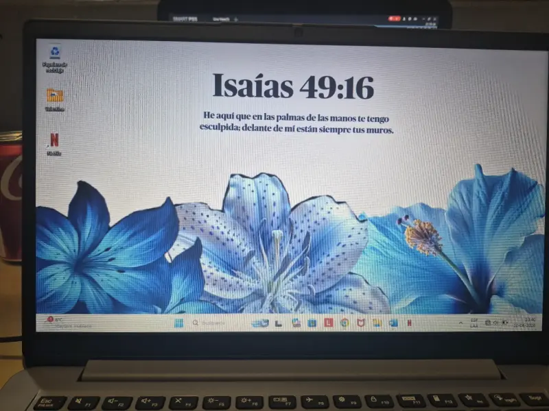 Laptop Lenovo Ideapad 14 pulgadas con Intel Inside - 1