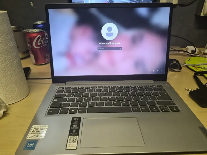 Laptop Lenovo Ideapad 14 pulgadas con Intel Inside - 3